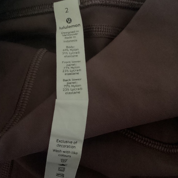 Lululemon All The Right Places full length Leggings - Picture 2 of 3